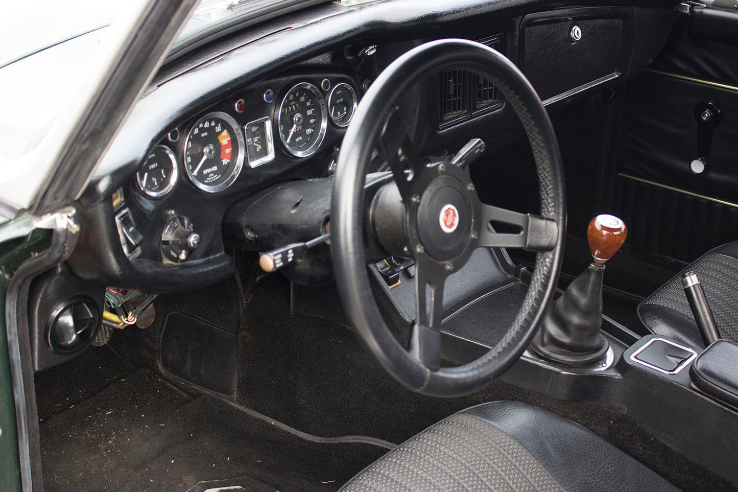 Complete A/C & Heat System MGB Chrome Bumper V-Belt