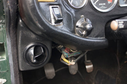 Complete A/C System MGB Chrome Bumper V-Belt