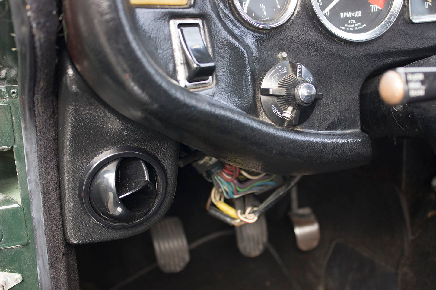 Complete A/C & Heat System MGB Chrome Bumper V-Belt
