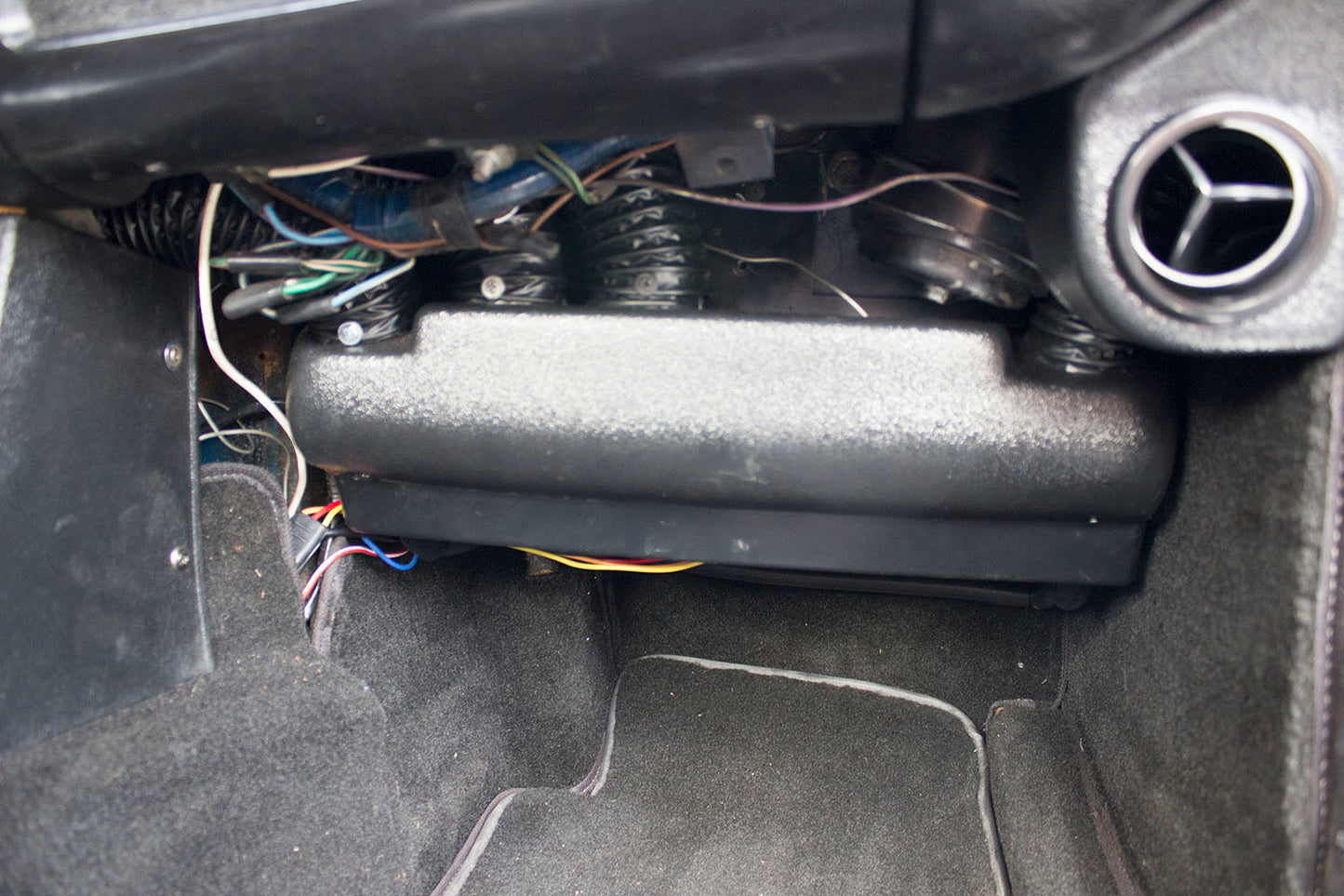 Complete A/C & Heat System MGB Chrome Bumper V-Belt